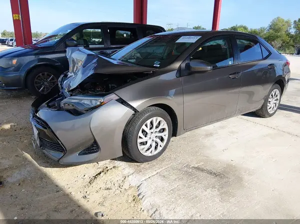 2T1BURHE9HC836098 2017 TOYOTA COROLLA - Image 2