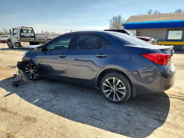 2T1BURHE9HC843097 2017 TOYOTA COROLLA - Image 2