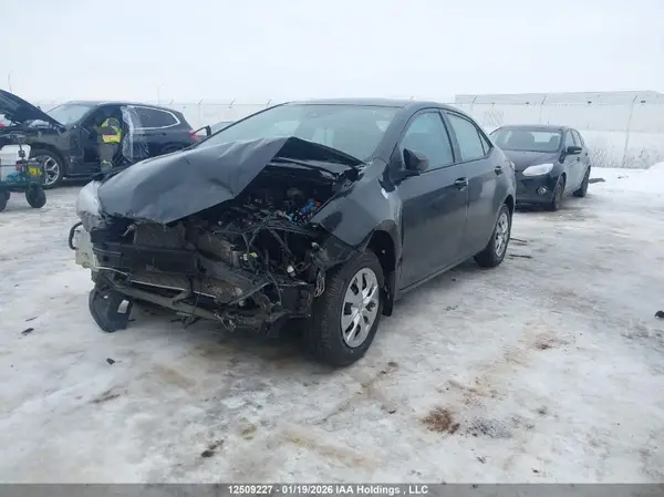 2T1BURHE9HC843858 2017 TOYOTA COROLLA - Image 2