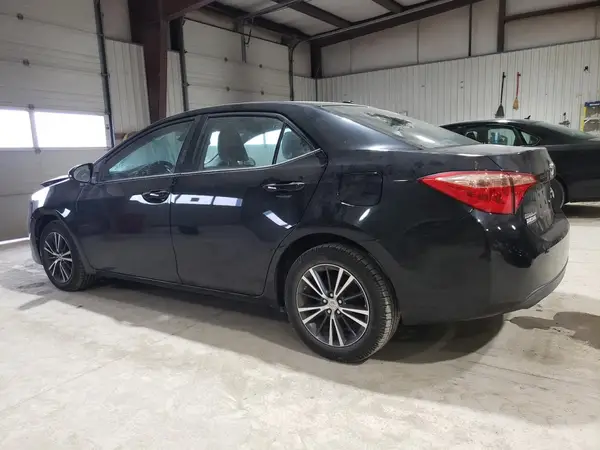 2T1BURHE9HC844377 2017 TOYOTA COROLLA - Image 2