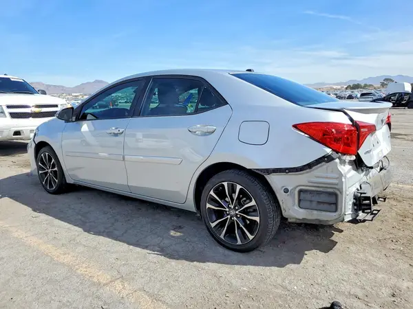 2T1BURHE9HC850616 2017 TOYOTA COROLLA - Image 2