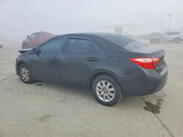 2T1BURHE9HC852768 2017 TOYOTA COROLLA - Image 2