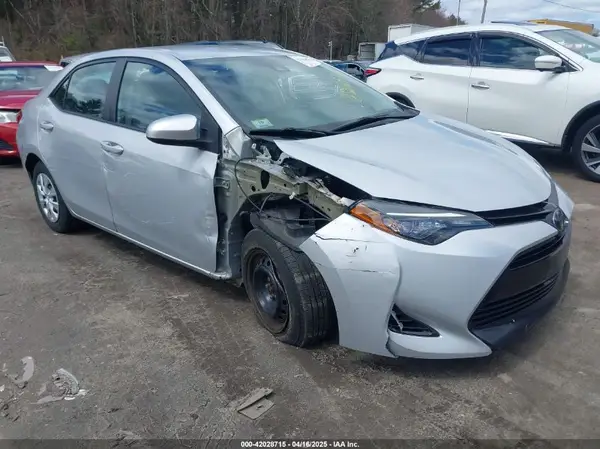 2T1BURHE9HC852947 2017 TOYOTA COROLLA - Image 1