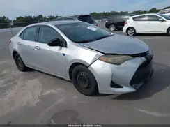 2T1BURHE9HC863687 2017 TOYOTA COROLLA