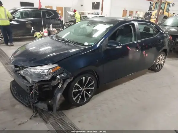 2T1BURHE9HC883101 2017 TOYOTA COROLLA - Image 2