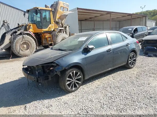 2T1BURHE9HC894079 2017 TOYOTA COROLLA - Image 2