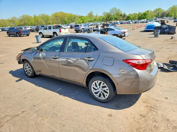 2T1BURHE9HC894552 2017 TOYOTA COROLLA - Image 2