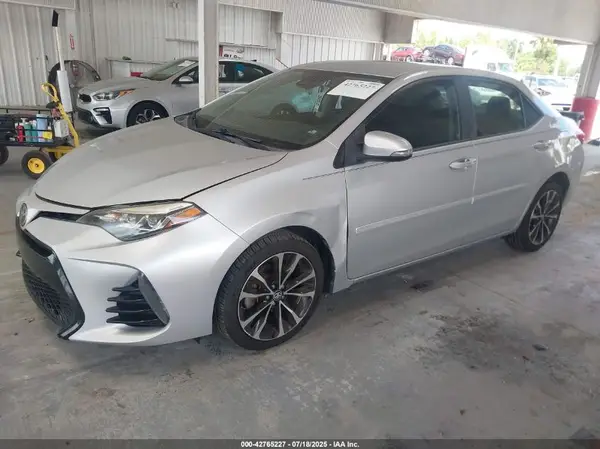 2T1BURHE9HC894826 2017 TOYOTA COROLLA - Image 2