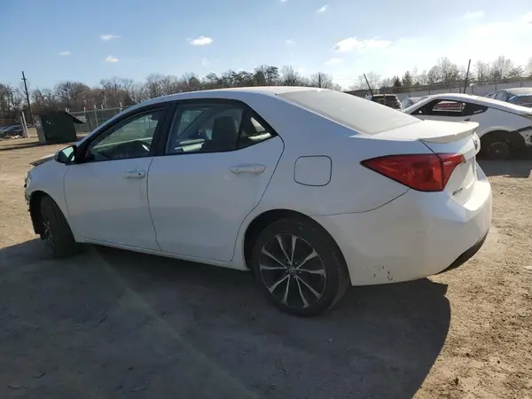 2T1BURHE9HC895037 2017 TOYOTA COROLLA - Image 2