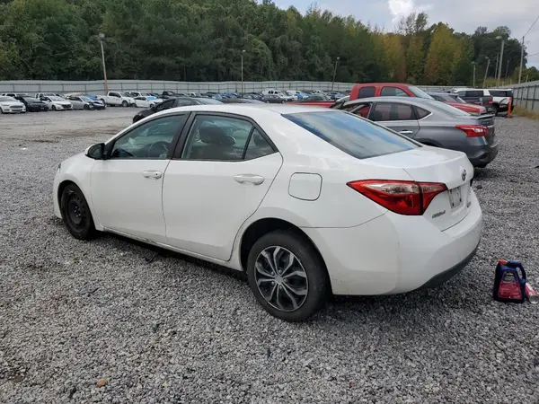 2T1BURHE9HC896804 2017 TOYOTA COROLLA - Image 2