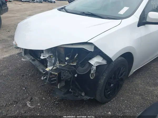 2T1BURHE9HC898536 2017 TOYOTA COROLLA - Image 2