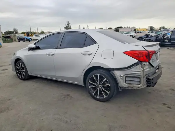 2T1BURHE9HC899475 2017 TOYOTA COROLLA - Image 2