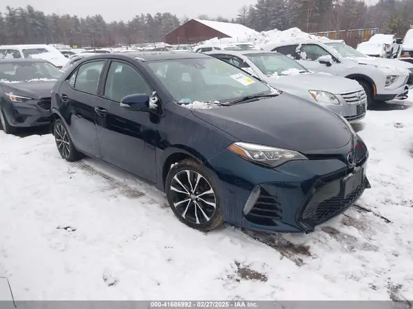 2T1BURHE9HC899797 2017 TOYOTA COROLLA - Image 1