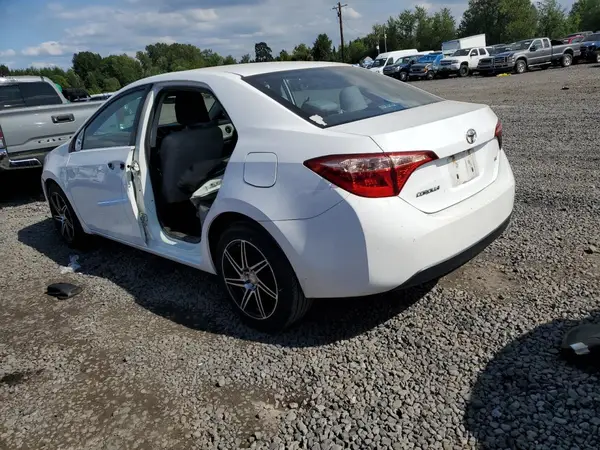 2T1BURHE9HC905453 2017 TOYOTA COROLLA - Image 2
