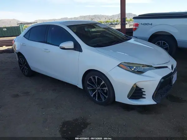 2T1BURHE9HC907378 2017 TOYOTA COROLLA - Image 1