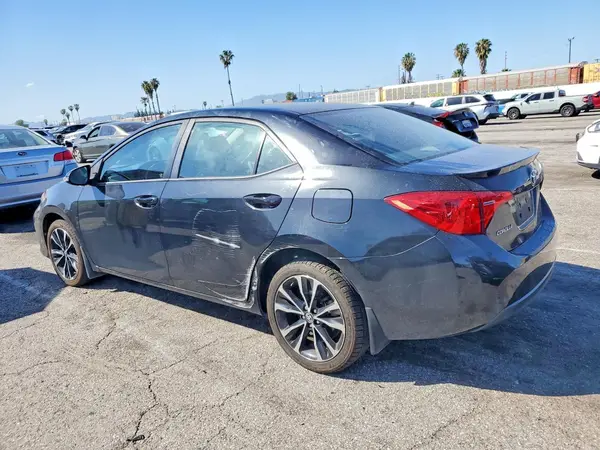 2T1BURHE9HC910734 2017 TOYOTA COROLLA - Image 2