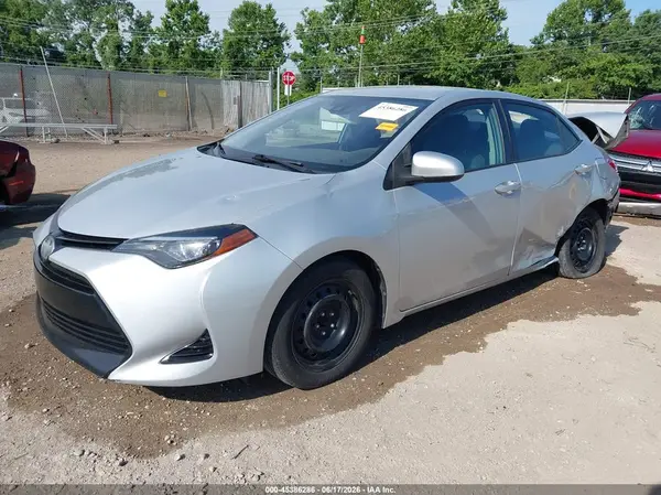 2T1BURHE9HC913620 2017 TOYOTA COROLLA - Image 2