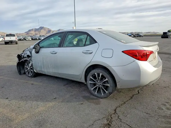 2T1BURHE9HC913987 2017 TOYOTA COROLLA - Image 2