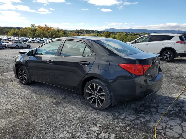 2T1BURHE9HC921085 2017 TOYOTA COROLLA - Image 2