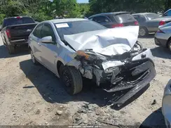 2T1BURHE9HC922219 2017 TOYOTA COROLLA