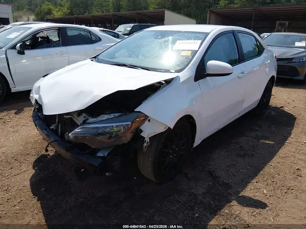 2T1BURHE9HC924830 2017 TOYOTA COROLLA - Image 2