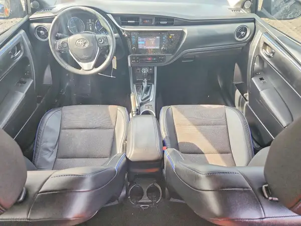 2T1BURHE9HC930627 2017 TOYOTA COROLLA - Image 8