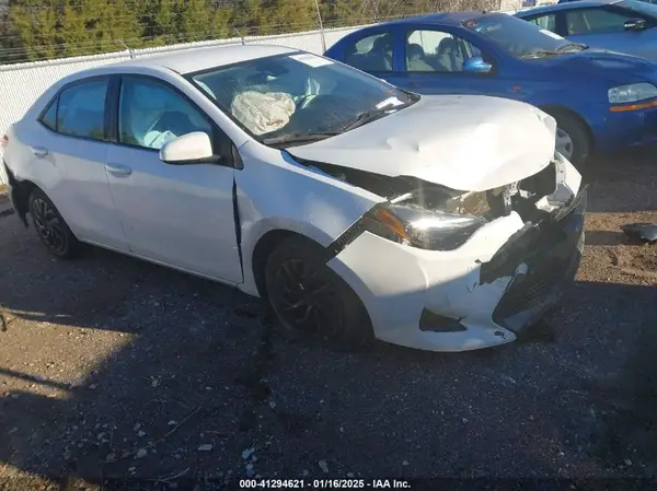 2T1BURHE9HC930983 2017 TOYOTA COROLLA - Image 1