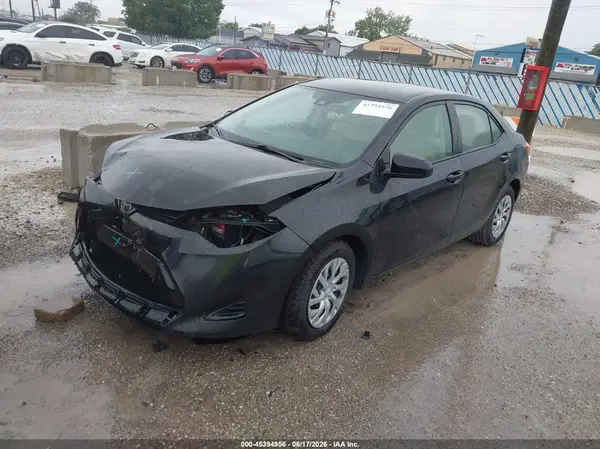 2T1BURHE9HC945791 2017 TOYOTA COROLLA - Image 2