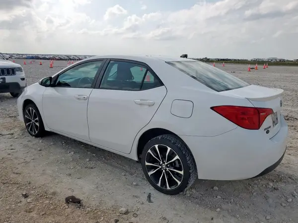 2T1BURHE9HC947587 2017 TOYOTA COROLLA - Image 2