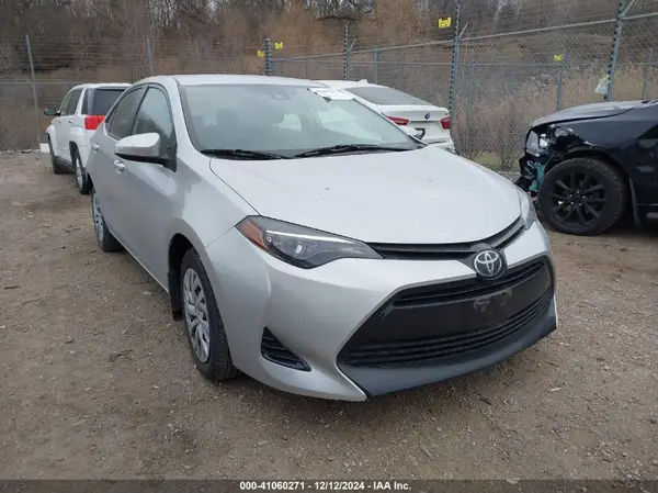 2T1BURHE9HC951560 2017 TOYOTA COROLLA - Image 1