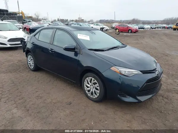 2T1BURHE9HC954121 2017 TOYOTA COROLLA - Image 1