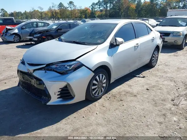 2T1BURHE9HC954586 2017 TOYOTA COROLLA - Image 2