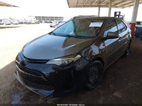 2T1BURHE9HC956807 2017 TOYOTA COROLLA - Image 2