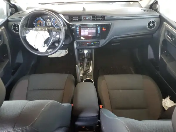2T1BURHE9JC000183 2018 TOYOTA COROLLA - Image 8