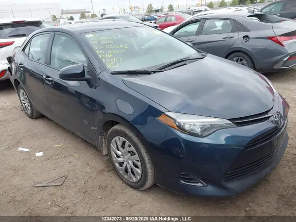 2T1BURHE9JC001043 2018 TOYOTA COROLLA - Image 1