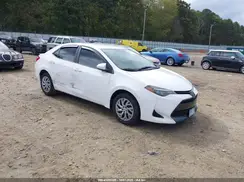 2T1BURHE9JC003732 2018 TOYOTA COROLLA