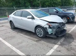 2T1BURHE9JC007988 2018 TOYOTA COROLLA