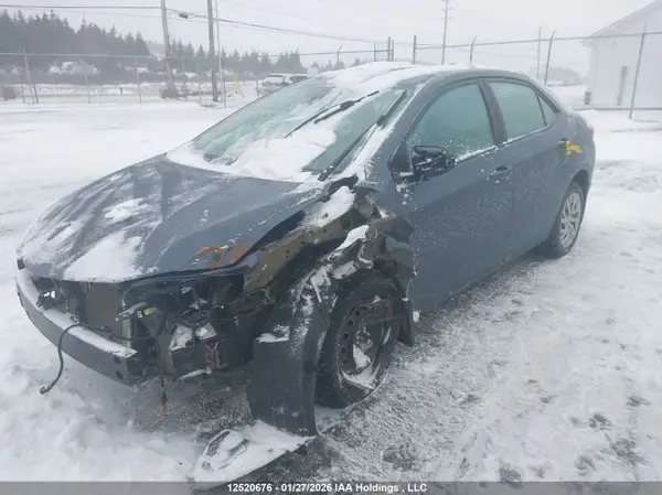 2T1BURHE9JC008834 2018 TOYOTA COROLLA - Image 2