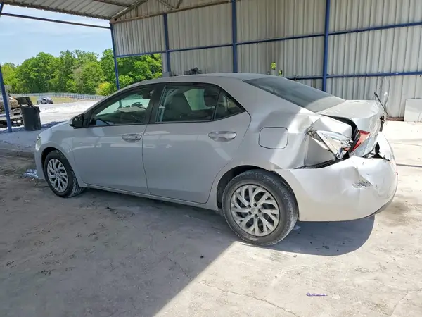 2T1BURHE9JC008848 2018 TOYOTA COROLLA - Image 2