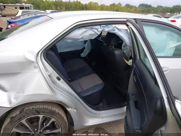 2T1BURHE9JC020434 2018 TOYOTA COROLLA - Image 8