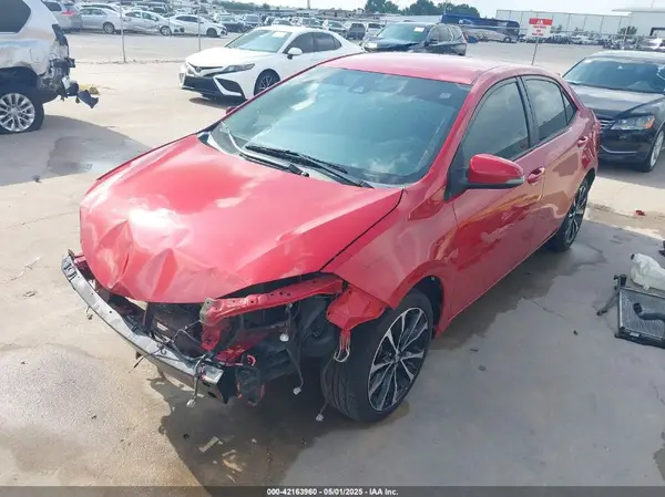 2T1BURHE9JC022085 2018 TOYOTA COROLLA - Image 2