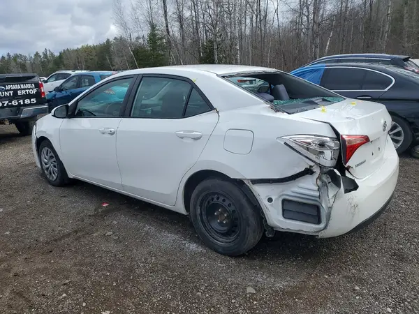 2T1BURHE9JC024502 2018 TOYOTA COROLLA - Image 2