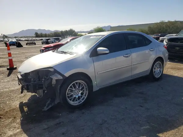 2T1BURHE9JC026573 2018 TOYOTA COROLLA - Image 1