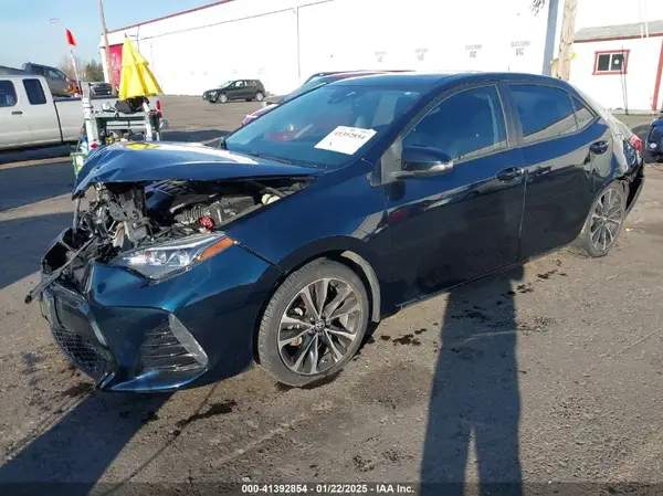 2T1BURHE9JC030767 2018 TOYOTA COROLLA - Image 2