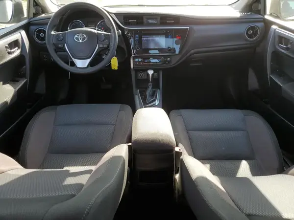 2T1BURHE9JC032101 2018 TOYOTA COROLLA - Image 8