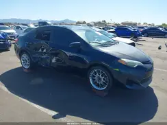 2T1BURHE9JC033460 2018 TOYOTA COROLLA