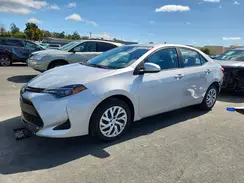 2T1BURHE9JC034057 2018 TOYOTA COROLLA