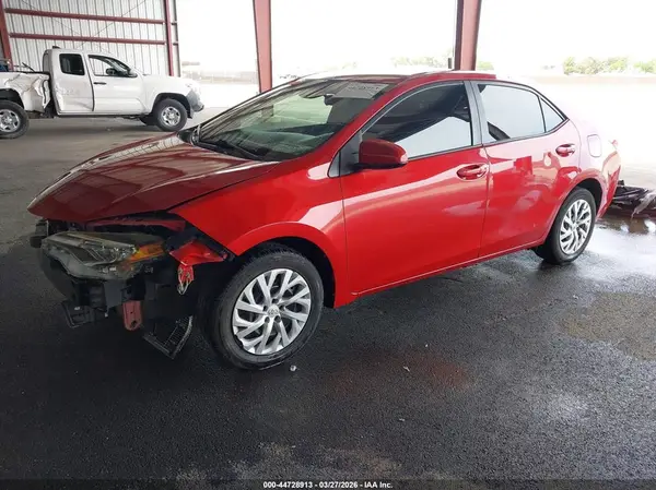 2T1BURHE9JC036116 2018 TOYOTA COROLLA - Image 2