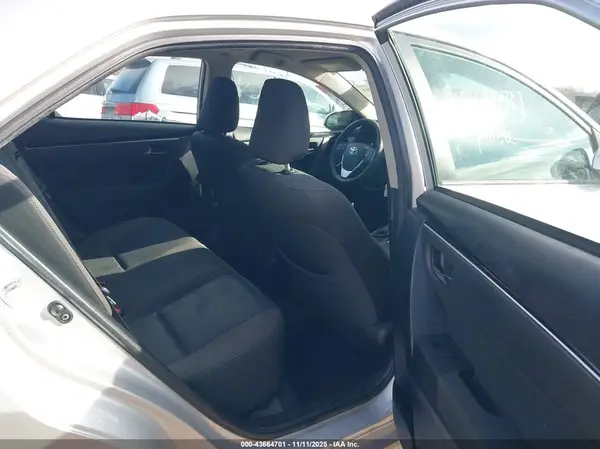 2T1BURHE9JC038142 2018 TOYOTA COROLLA - Image 8