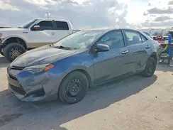 2T1BURHE9JC039758 2018 TOYOTA COROLLA